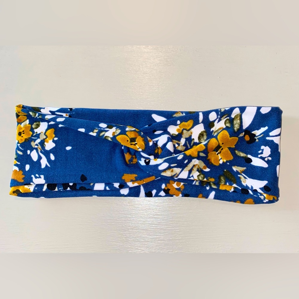 Double brushed poly headband